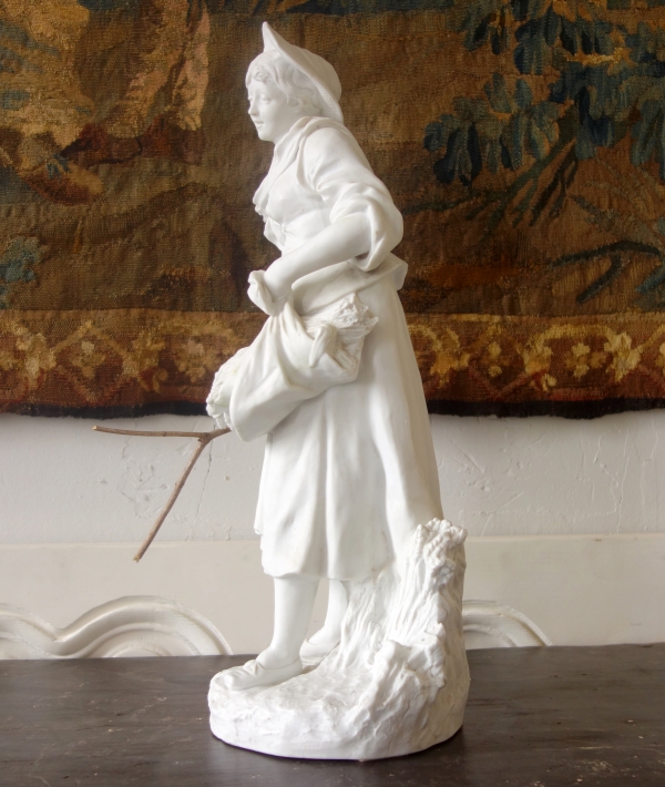 Pair of tall Paris porcelain biscuits : a couple of farmers harvesters - 19th century - 54cm